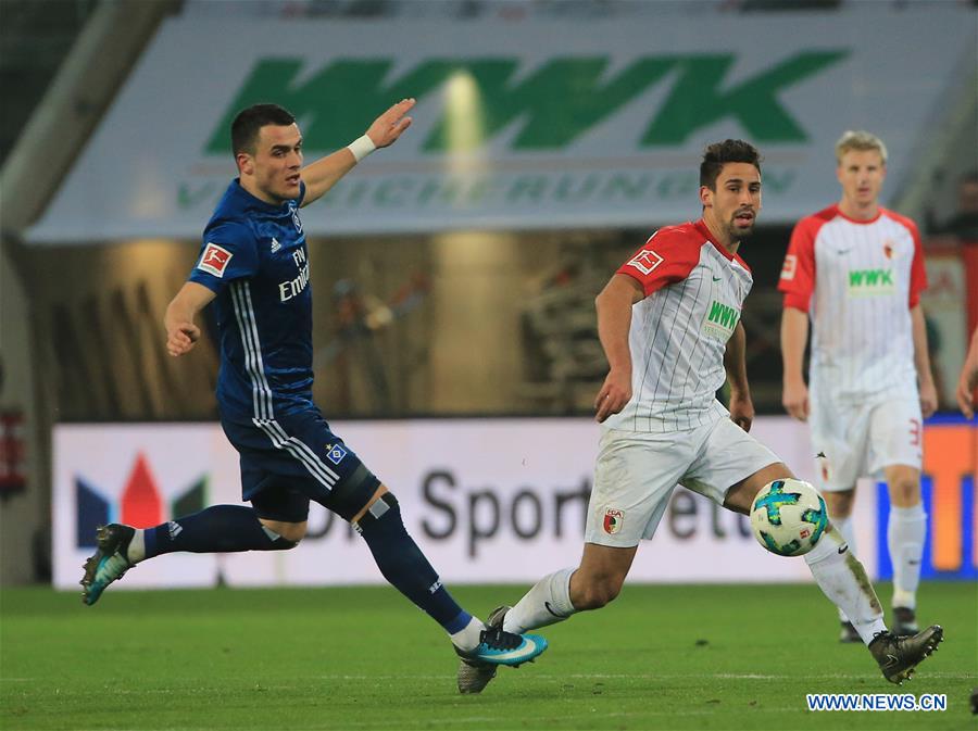 (SP)GERMANY-AUGSBURG-SOCCER-BUNDESLIGA-AUGSBURG VS HAMBURG