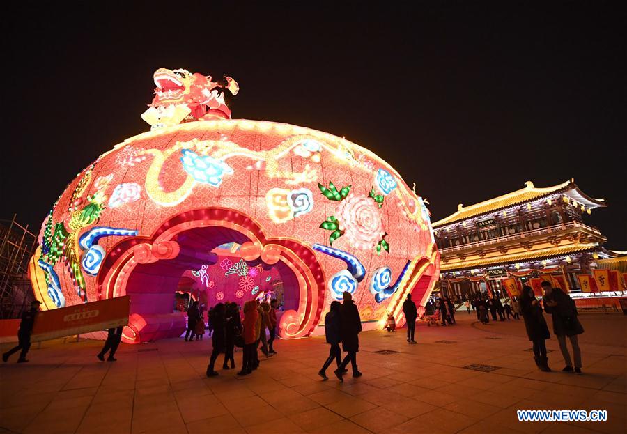 CHINA-XI'AN-FESTIVE LANTERN(CN)