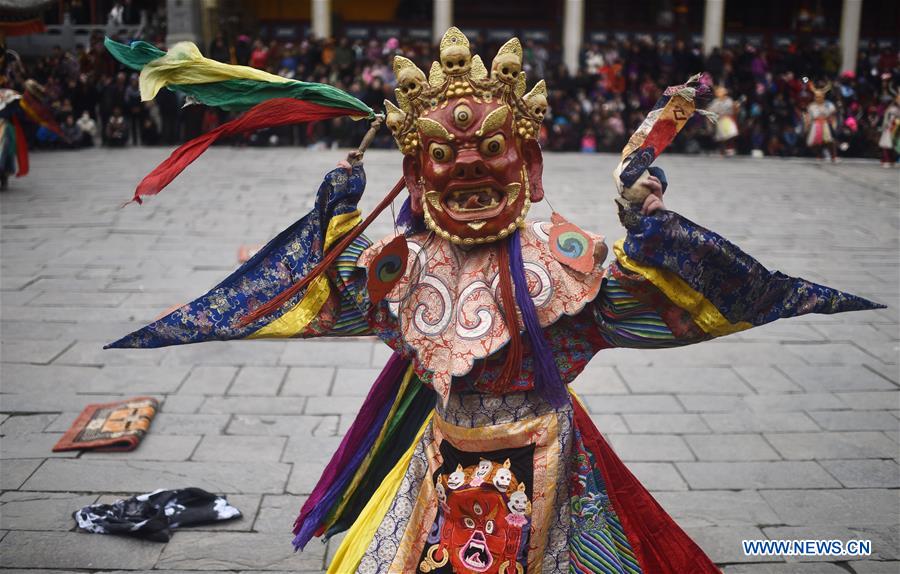 CHINA-QINGHAI-KUMBUM MONASTERY-RELIGIOUS RITUAL (CN) 