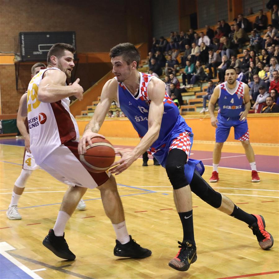 (SP)BOSNIA AND HERZEGOVINA-SARAJEVO-BASKETBALL