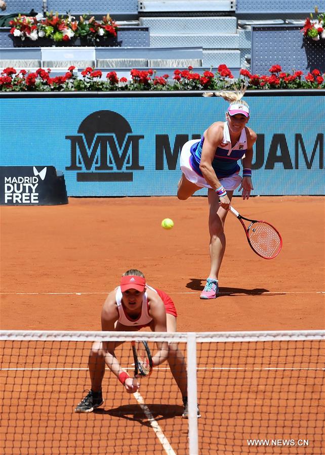 (SP)SPAIN-MADRID-TENNIS-2018 MADRID OPEN-WOMEN'S DOUBLES FINAL