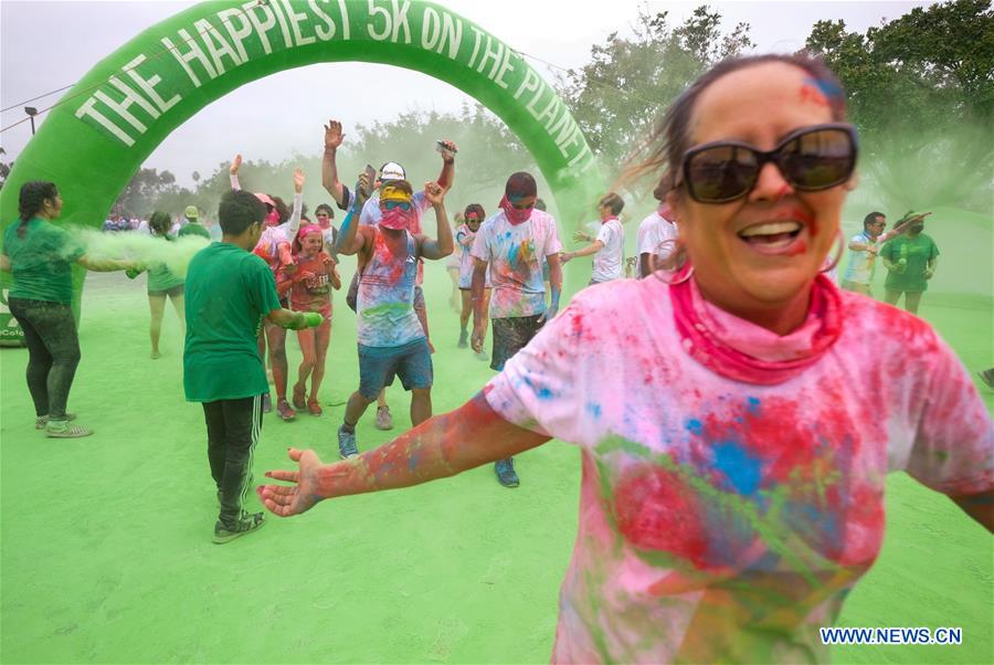 (SP)U.S.-LOS ANGLES-COLOR RUN