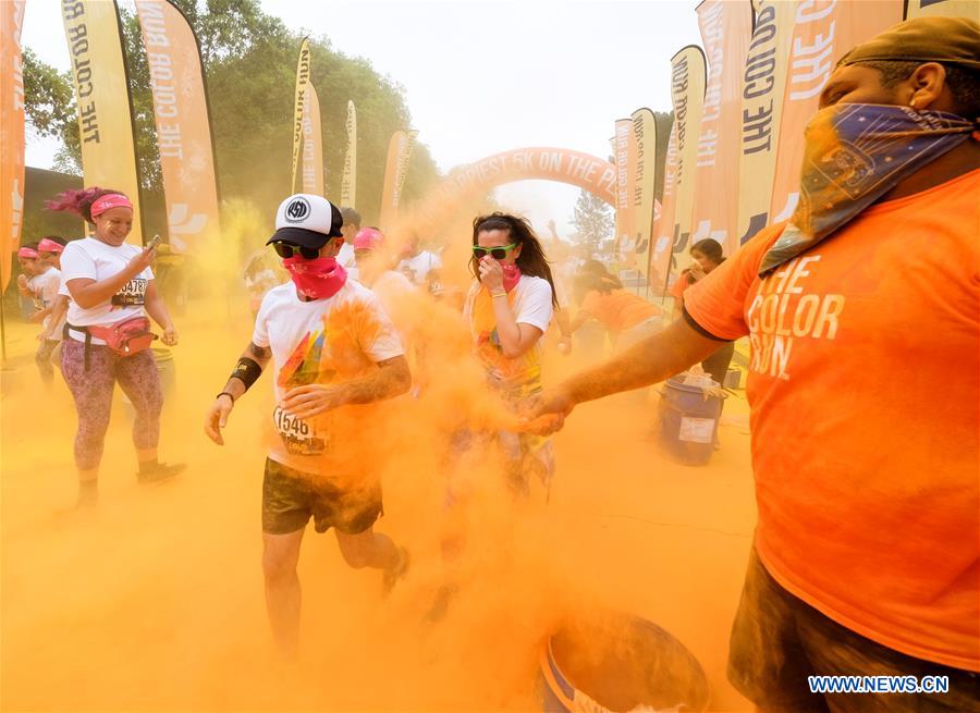 (SP)U.S.-LOS ANGLES-COLOR RUN