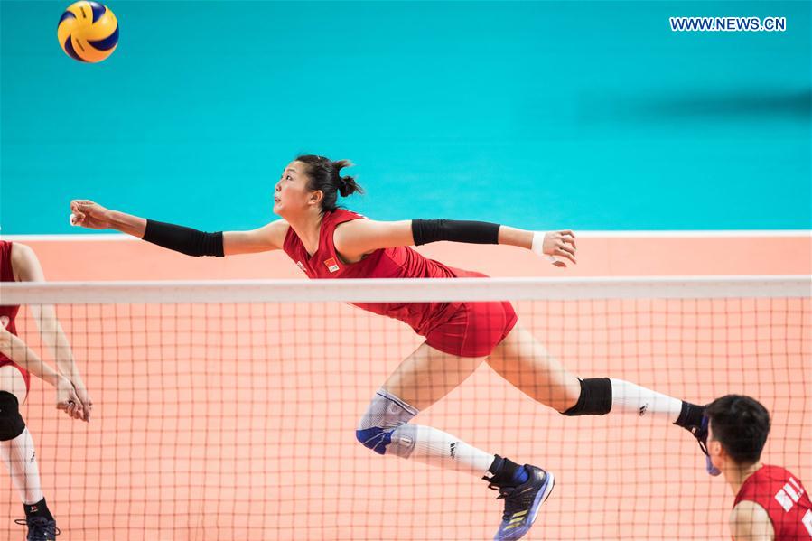 (SP)INDONESIA-JAKARTA-ASIAN GAMES-WOMEN'S VOLLEYBALL-CHINA VS KAZAKHSTAN