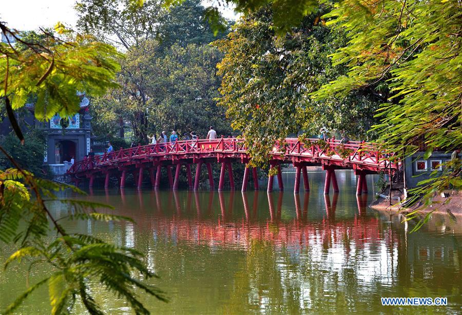 VIETNAM-HANOI-LANDMARK-AUTUMN