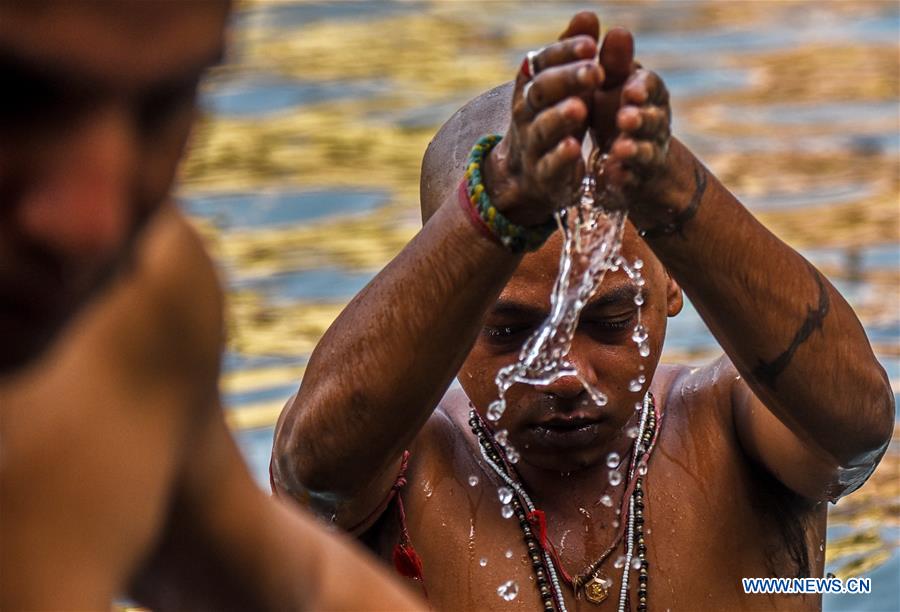 INDIA-MUMBAI-MAHALAYA RITUALS