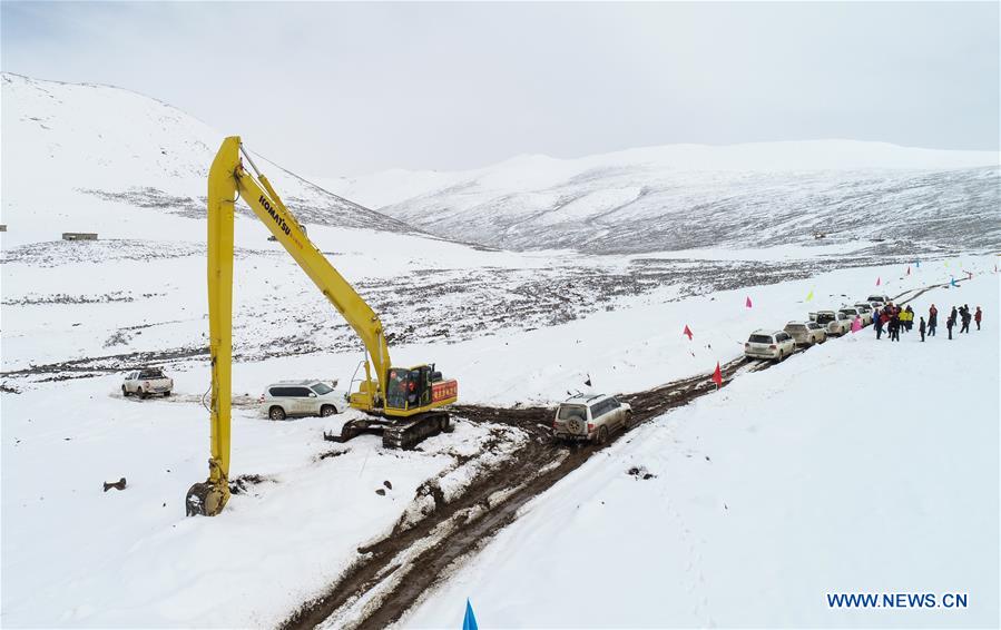 CHINA-TIBET-LANDSLIDE-DISASTER RELIEF ROAD (CN)