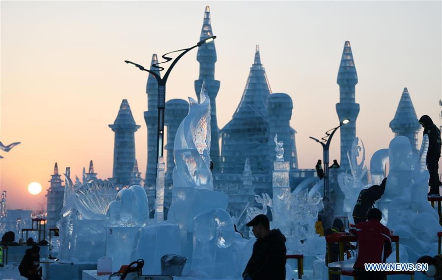 CHINA-HARBIN-ICE SCULPTURE-COMPETITION (CN)