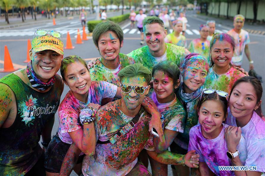 PHILIPPINES-MANILA-PASAY CITY-COLOR RUN