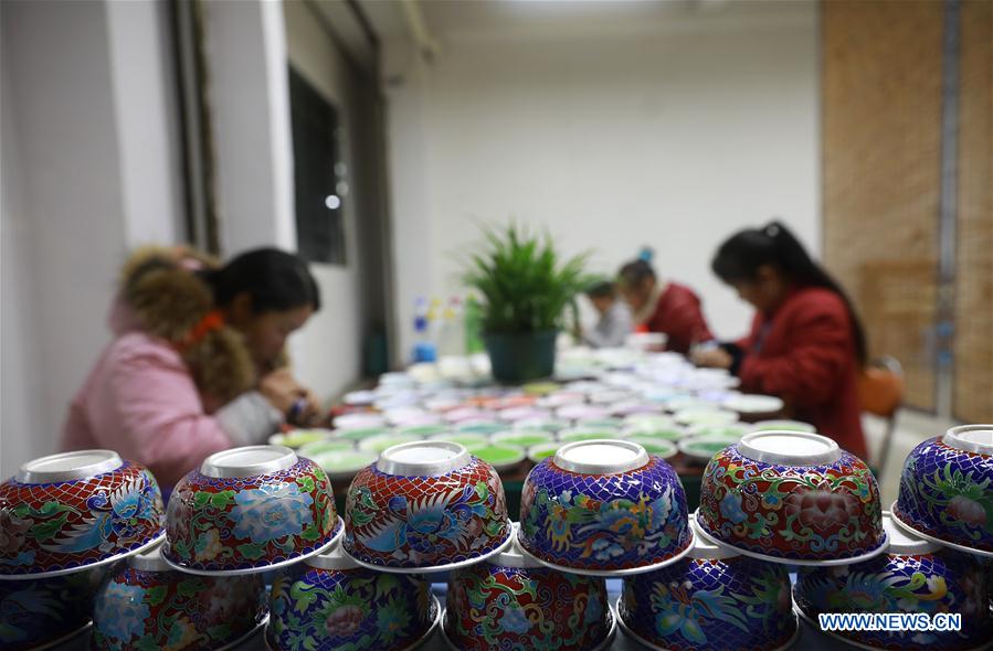 #CHINA-GUIZHOU-QIANDONGNAN-SILVER HANDICRAFTS (CN)