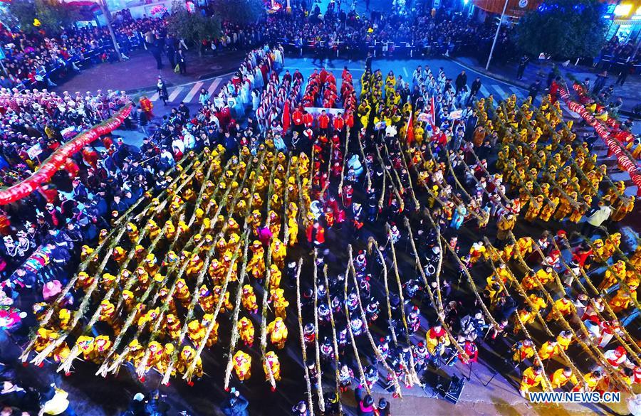 #CHINA-GUIZHOU-DRAGON DANCE (CN)