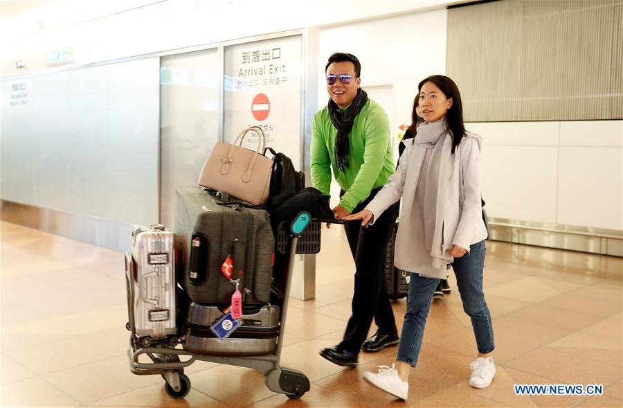 (SP)JAPAN-TOKYO-FIGURE SKATING-WORLD CHAMPIONSHIPS-TEAM CHINA-ARRIVAL