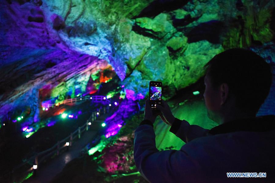 CHINA-GANSU-KARST CAVE (CN)