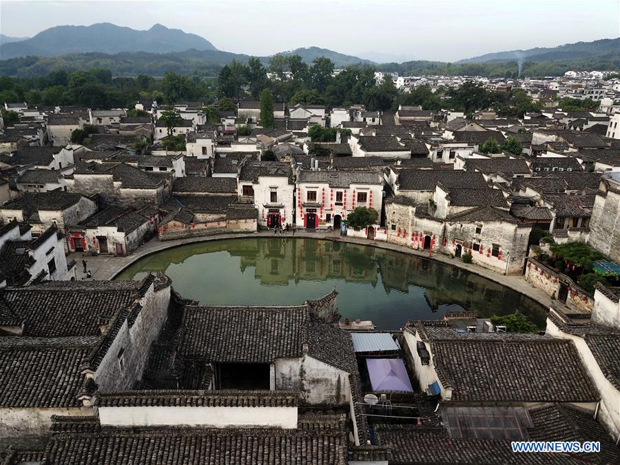 CHINA-ANHUI-HONGCUN VILLAGE-MORNING (CN)