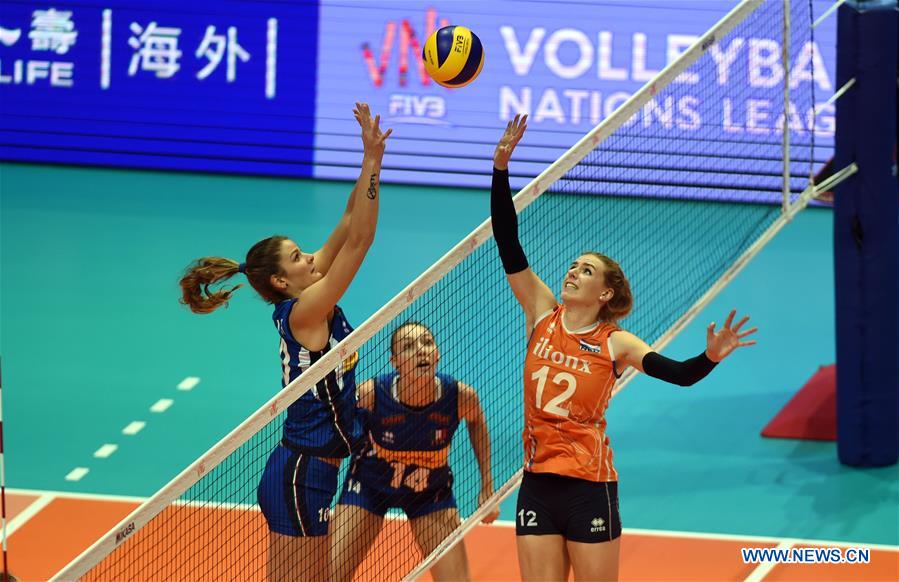 (SP)CHINA-HONG KONG-VOLLEYBALL-FIVB NATIONS LEAGUE-NETHERLANDS VS ITALY