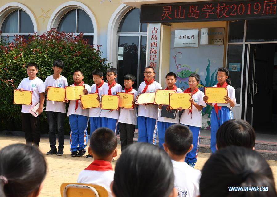 CHINA-QINGDAO-LINGSHAN ISLAND-GRADUATION CEREMONY (CN)