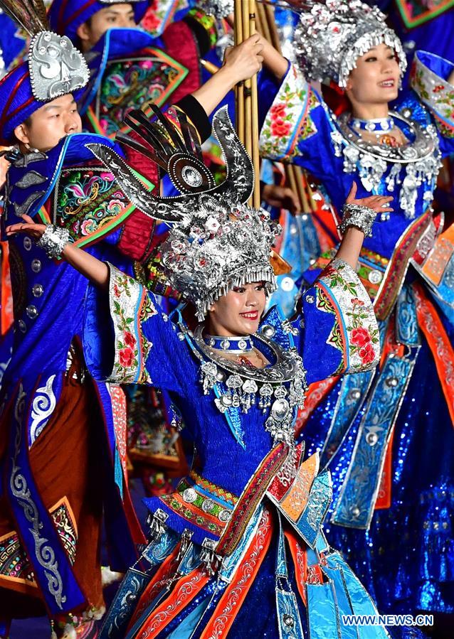 (SP)CHINA-ZHENGZHOU-NATIONAL TRADITIONAL GAMES OF ETHNIC MINORITIES-OPENING CEREMONY (CN)