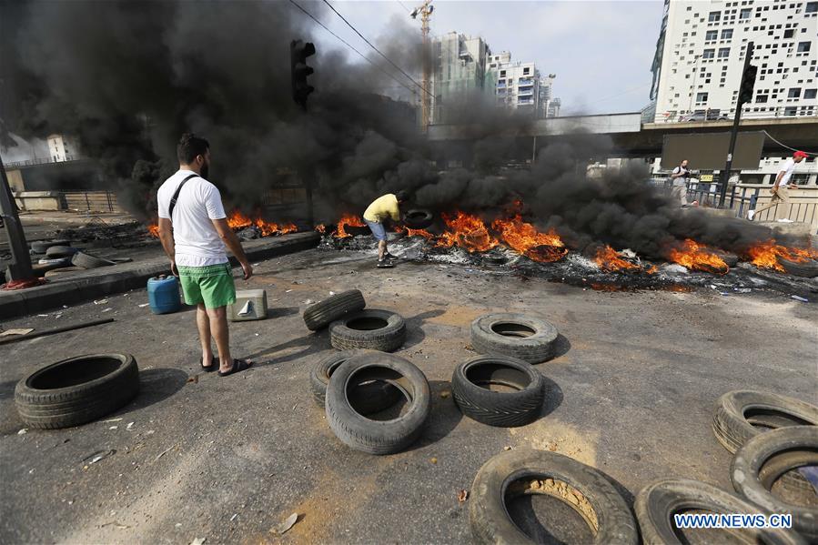 LEBANON-DEMONSTRATION-PROTESTERS