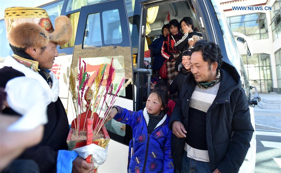 CHINA-TIBET-HERDERS-MIGRATION (CN)