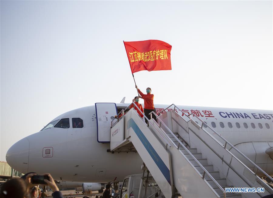 CHINA-JIANGXI-COVID-19-MEDICS-RETURN HOME-ARRIVAL (CN)