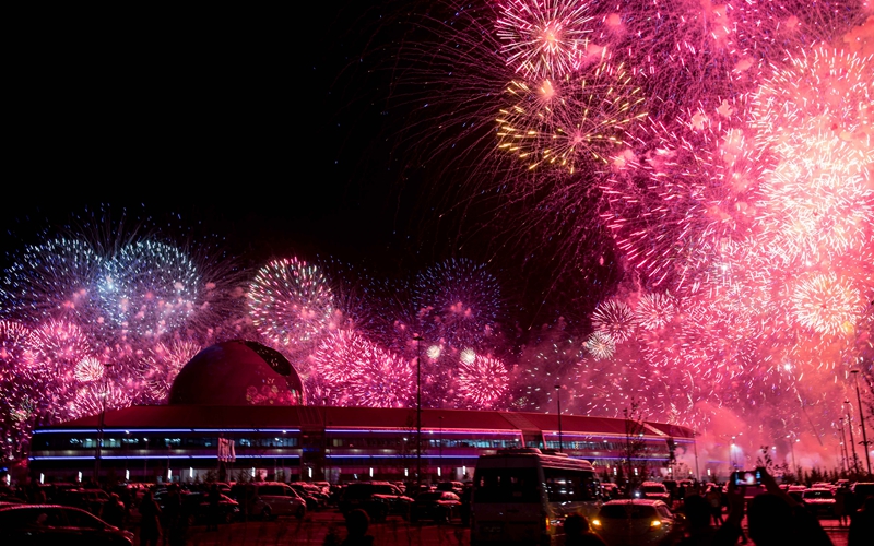 Fireworks explode at opening ceremony of 2017 Astana EXPO