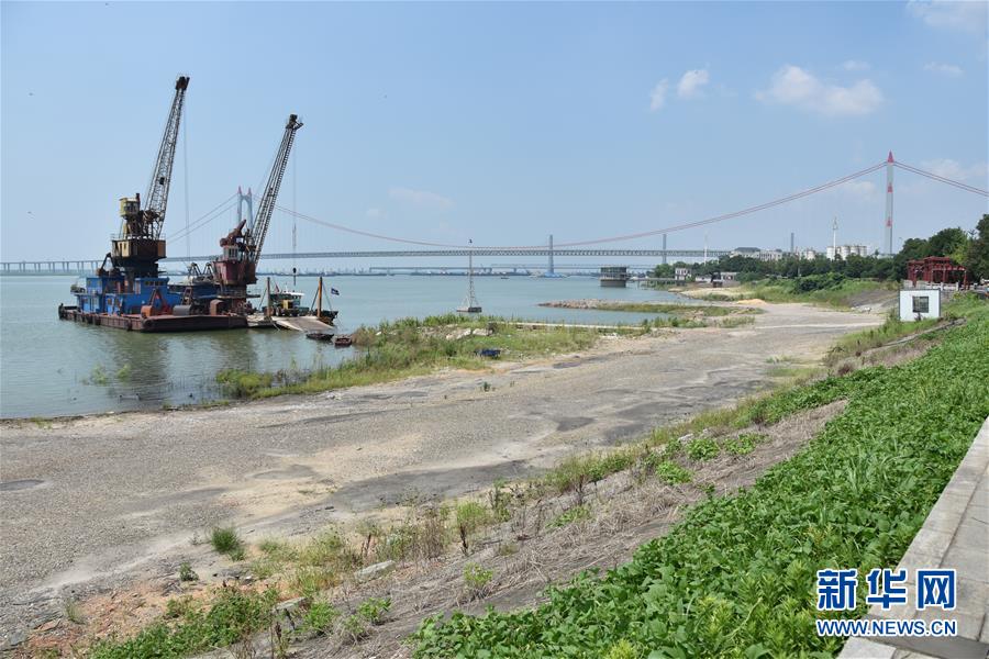 （大江奔流——來自長江經(jīng)濟帶的報道·圖文互動）（2）登岳陽樓，又見“浩浩湯湯”