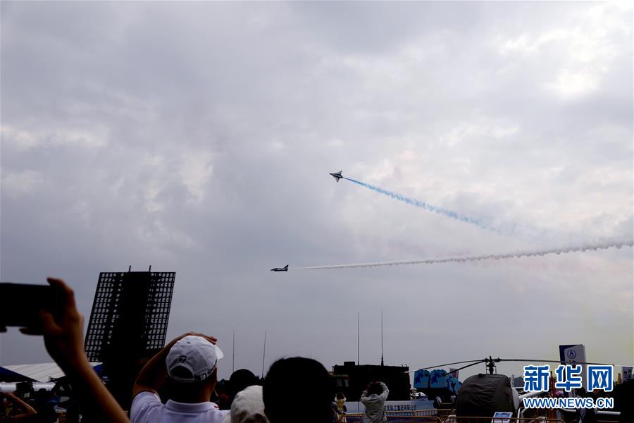 （圖文互動）（14）軍事專家詳解中國航展空軍裝備四大看點