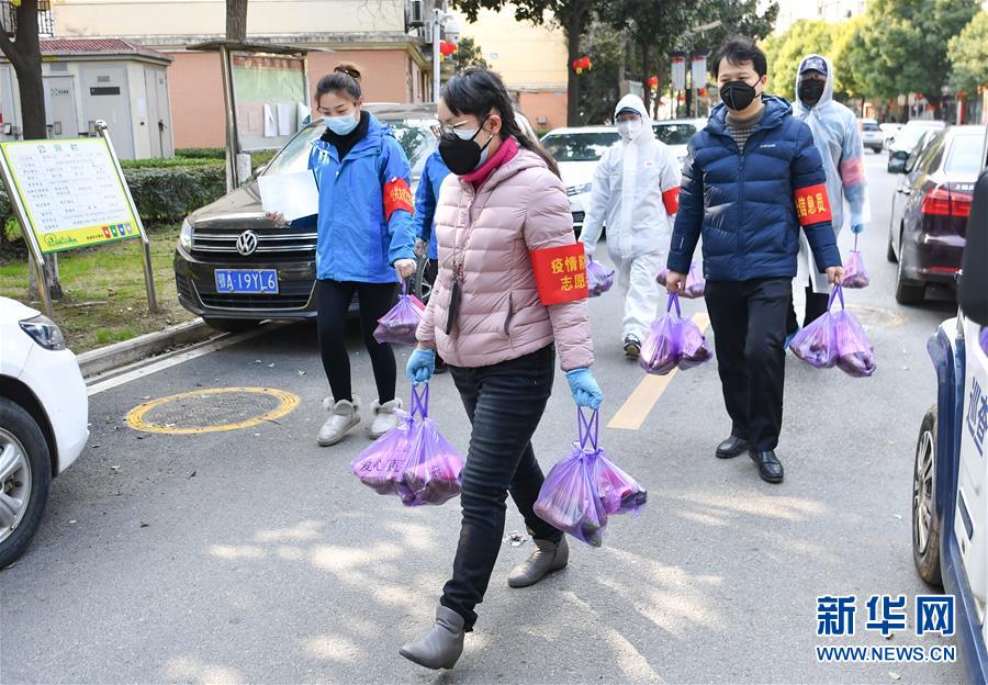 （在習近平新時代中國特色社會主義思想指引下——新時代新作為新篇章·習近平總書記關(guān)切事·圖文互動）（4）不獲全勝不收兵——決勝之地湖北戰(zhàn)“疫”進行時