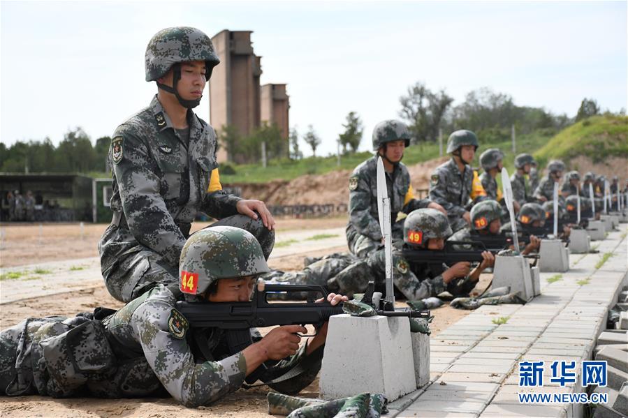 （圖文互動）（2）陸軍“四會”教練員比武提升新兵訓(xùn)練質(zhì)效