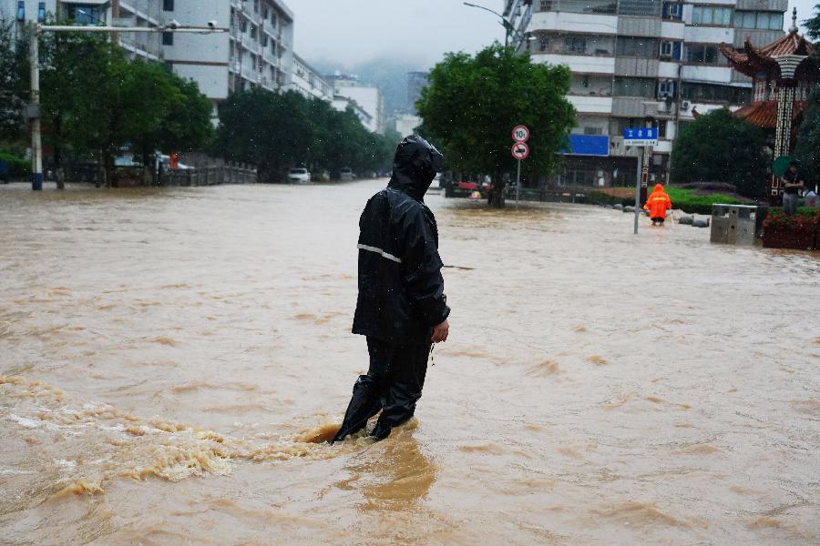 江西南昌遭遇強降雨