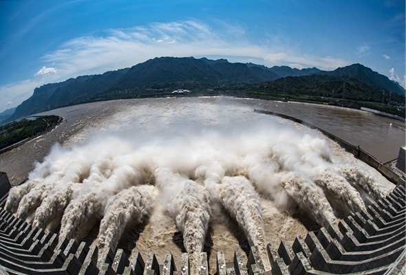 長江發(fā)生流域性大洪水 水利部提升水旱災害防御應急響應級別