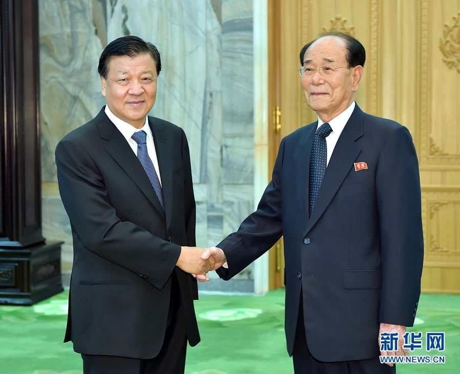 10月10日，正在朝鮮訪問的中共中央政治局常委、中央書記處書記劉云山在平壤會見朝鮮勞動黨中央政治局常委、最高人民會議常任委員會委員長金永南。 新華社記者 李濤 攝