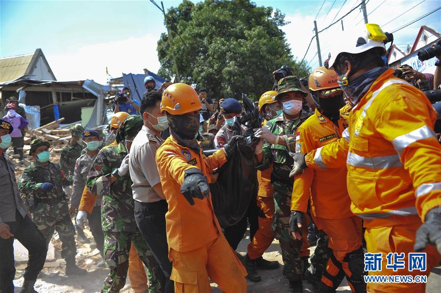 （國際）（1）印尼龍目島地震死亡人數(shù)升至131人