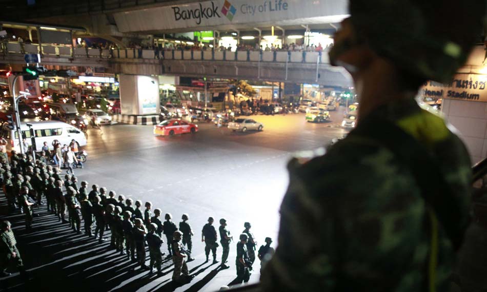 泰國民眾集會抗議軍事政變