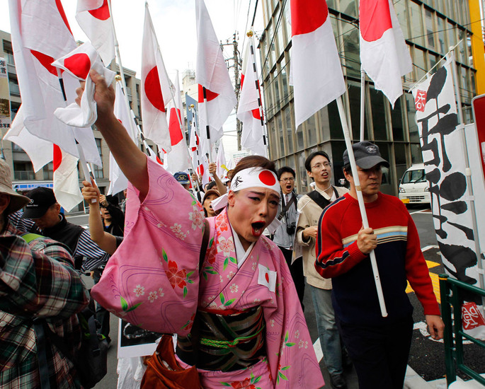 說(shuō)安倍是右翼一點(diǎn)都不冤